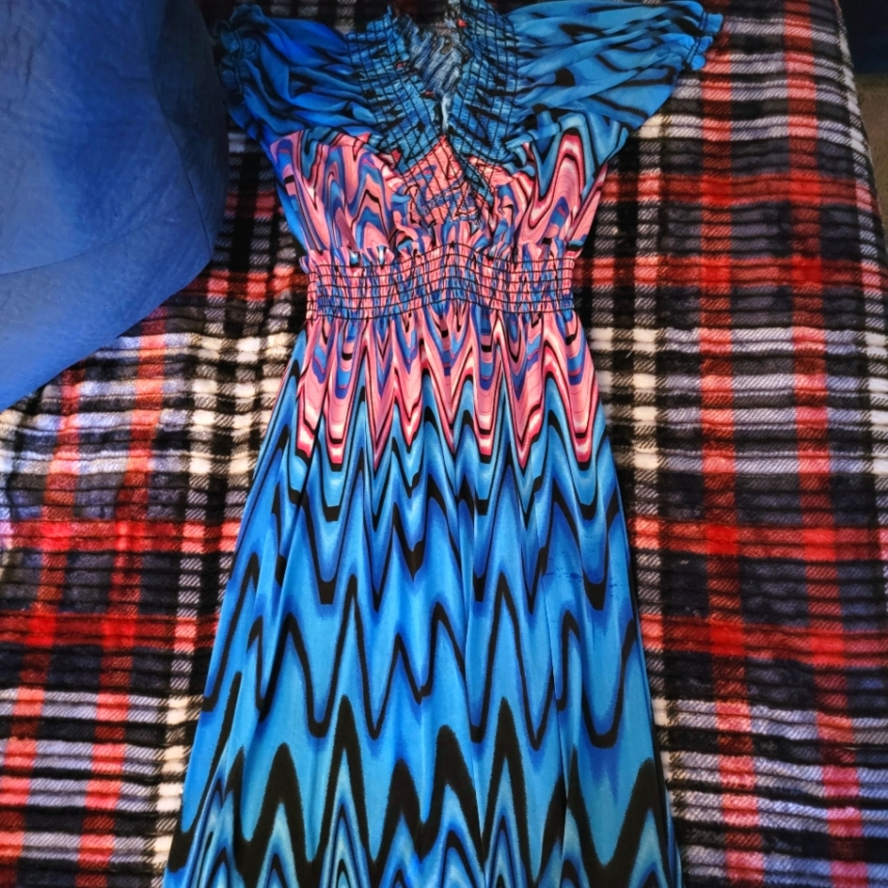 Ruffle Sleeve Printed Maxi Dress